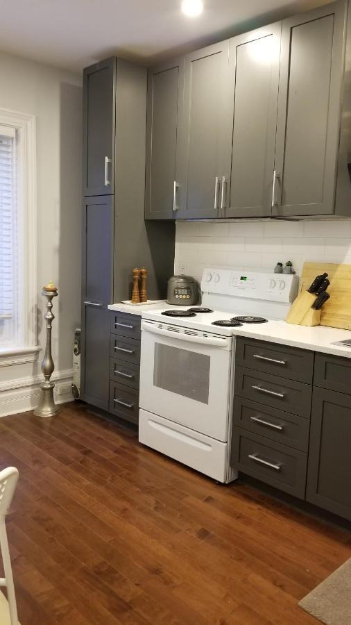 Tina'S Place أوتاوا المظهر الخارجي الصورة